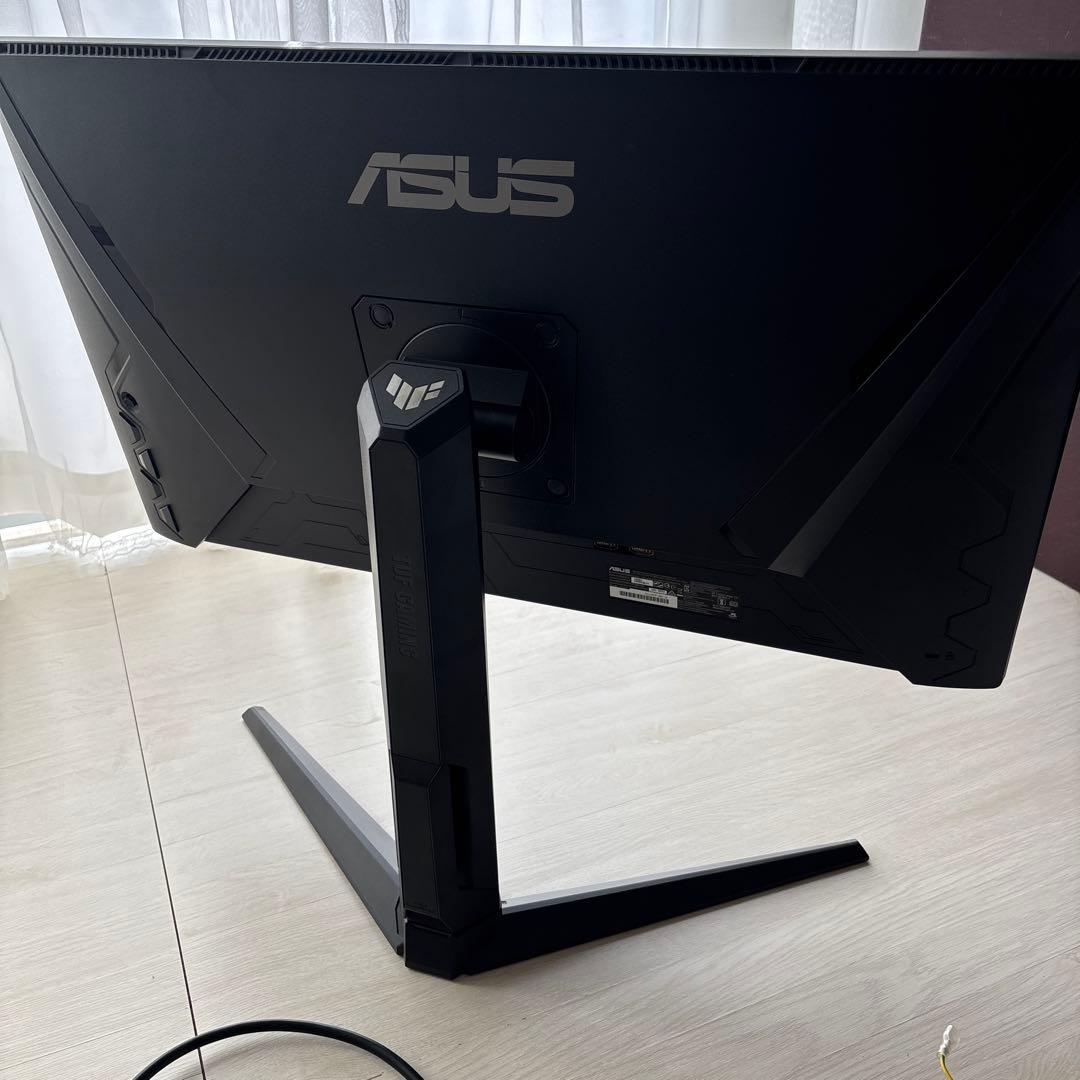 ASUS TUF Gaming 28インチ 4Kモニター VG28UQL1A