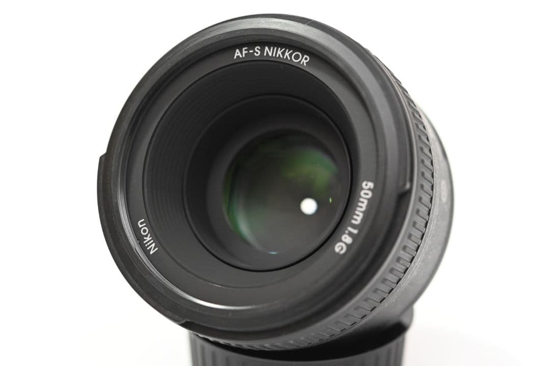 S級美品 新品級 レンズ AF-S NIKKOR 50mm f/1.8G ①