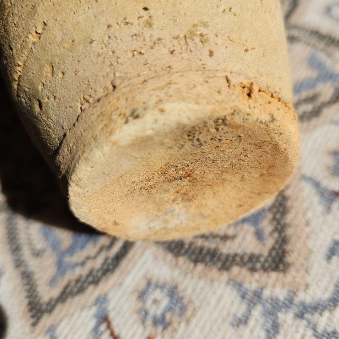 唐代長沙窯黄秞褐彩壺