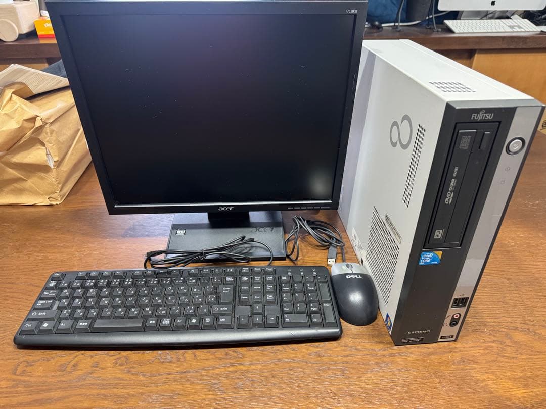 ひ*ろ様 Fujitsu esprimo D550 Windows XP