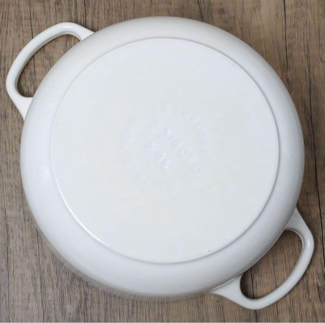 【美品】LE CREUSET　シグニチャーココット ロンド ホワイト　20cm