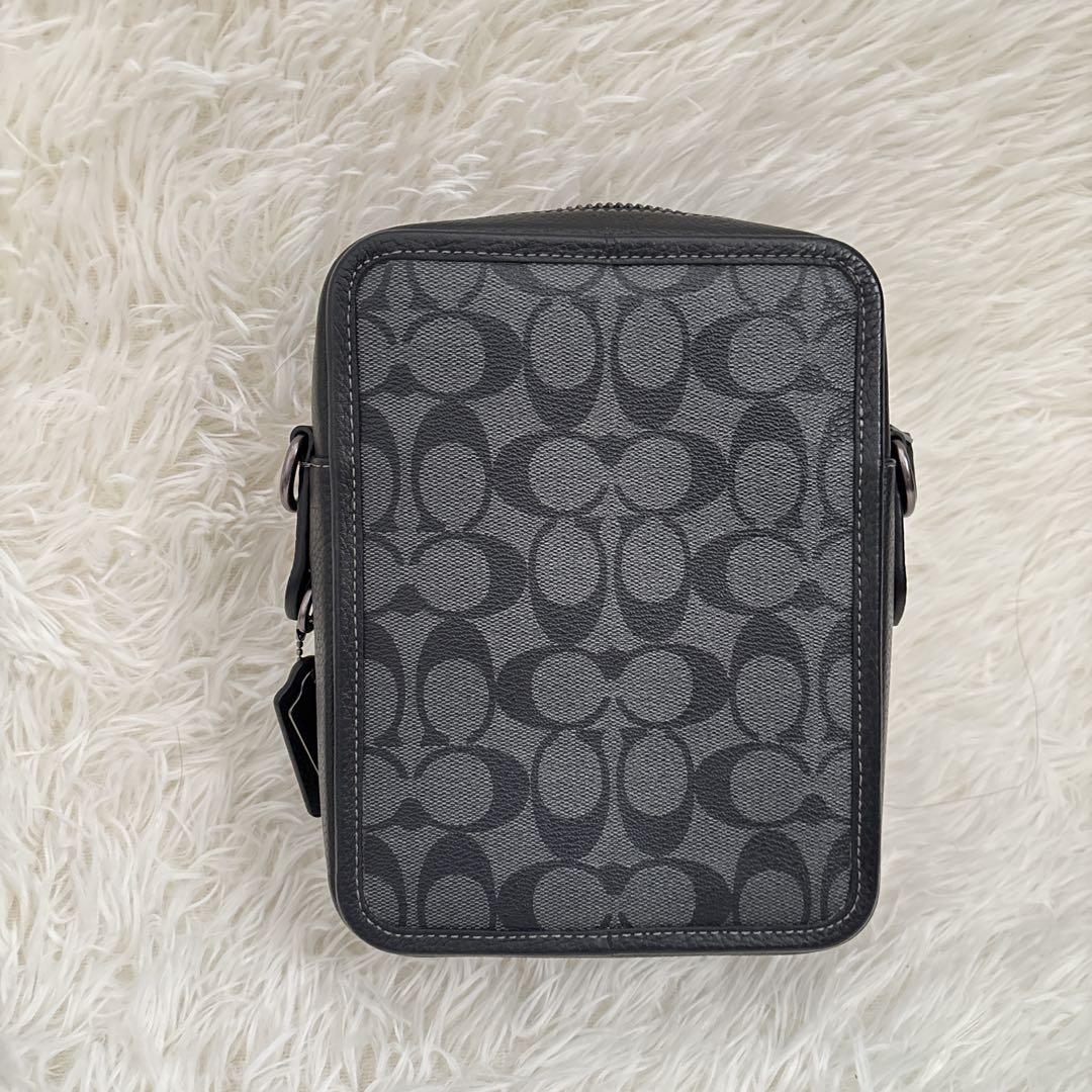 coach✨クロスボディ バッグ シグネチャー キャンバス ショルダーバッグ