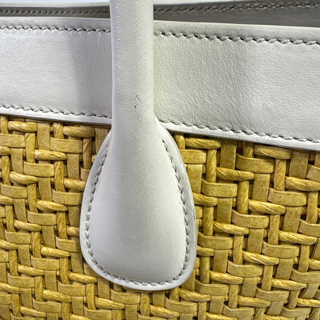 MIU MIU バッグ ロゴ カーフレザー カゴバッグ 白
