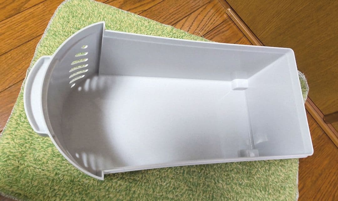 タッパーウェア　デイリーストッカー　キャスター付き