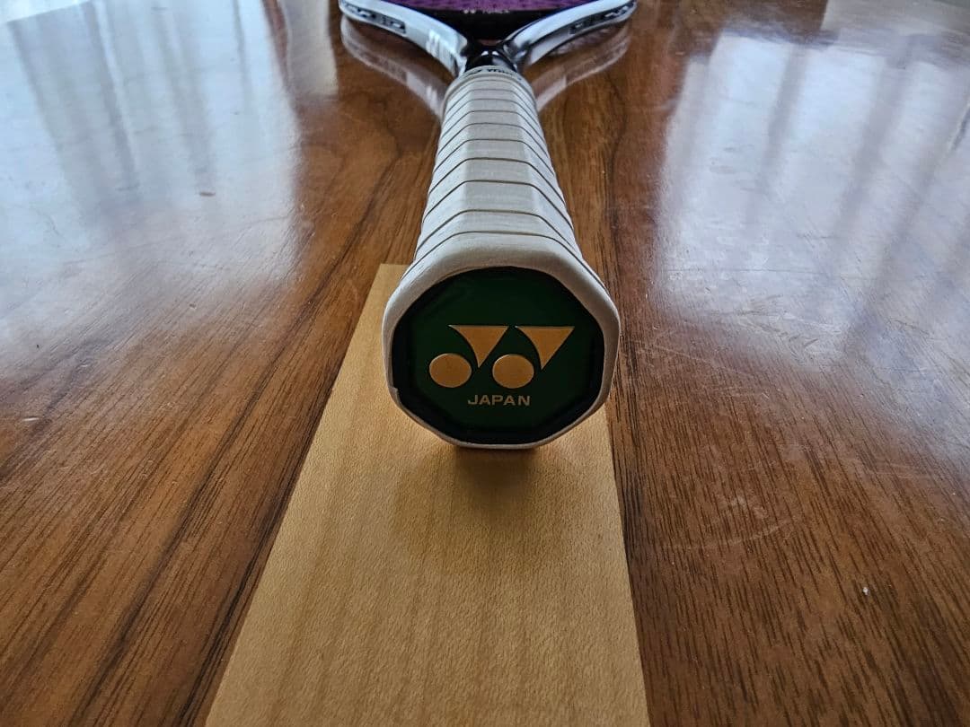 YONEX　VOLTRAGE8S　プレミアムカスタムフィット
