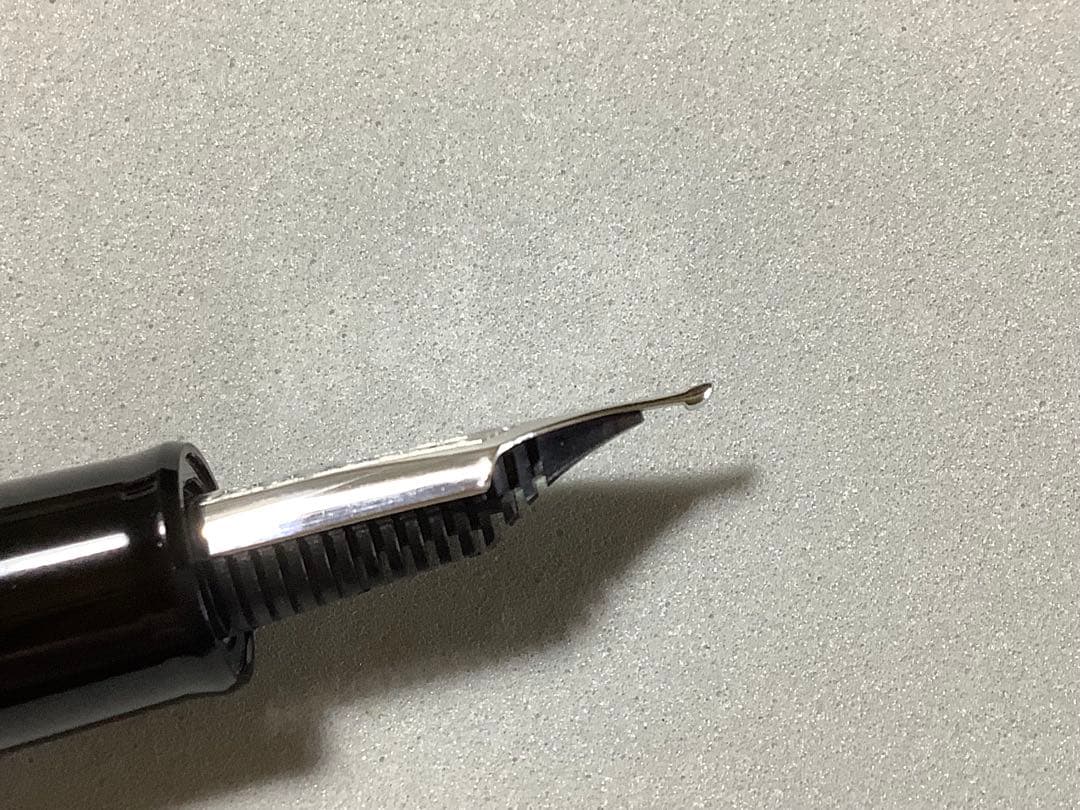 【長刀研ぎ(なぎなたとぎ)】セーラーの万年筆　プロフィット21 銀