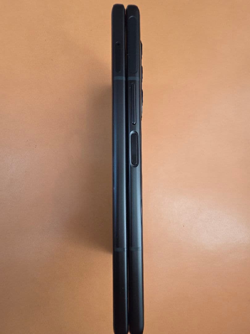 Galaxy Fold3 本体・Sペン・保護フィルム・ケース×2