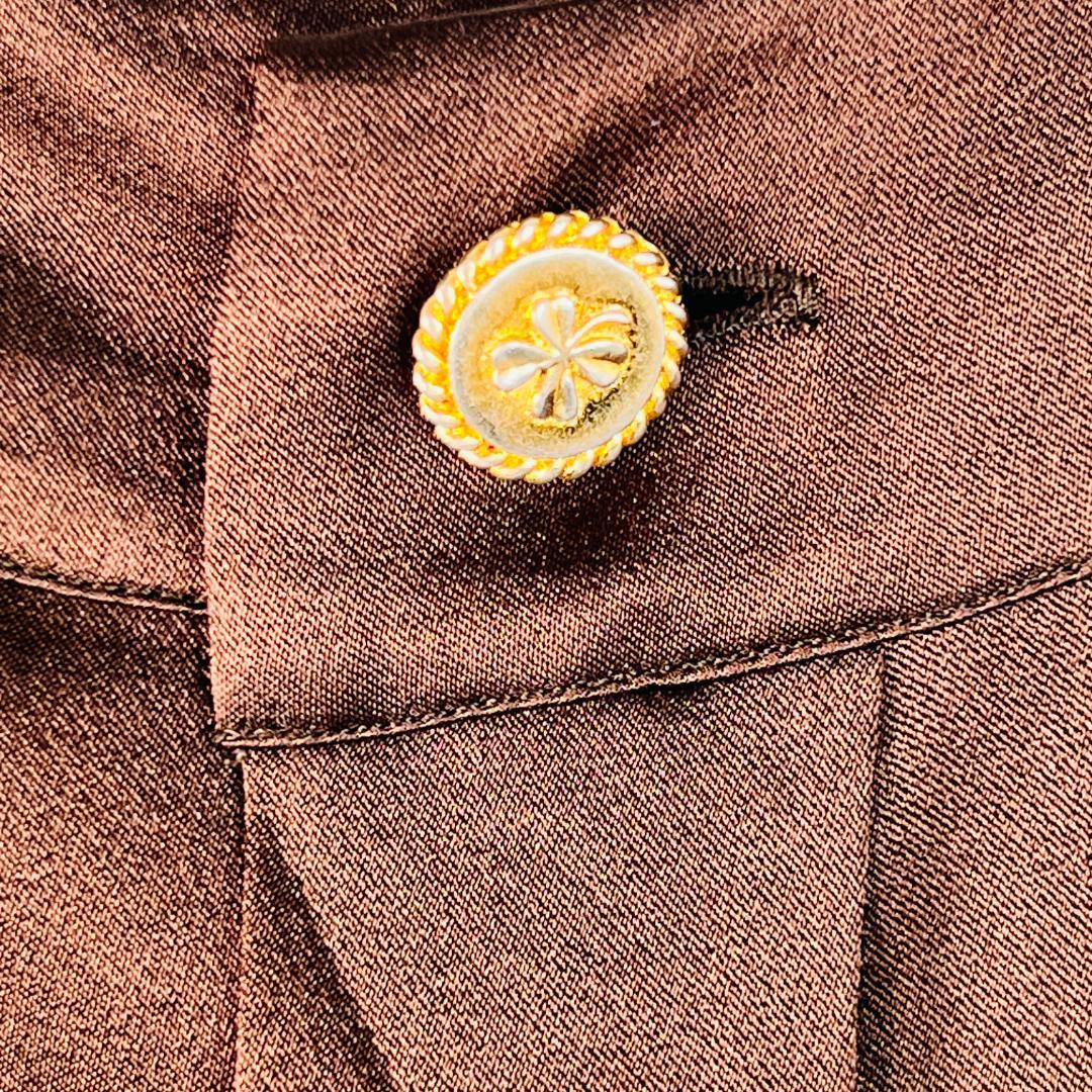 【シャネル】ブラウス　シルク100％　美品　ココボタン　クローバーボタン　M