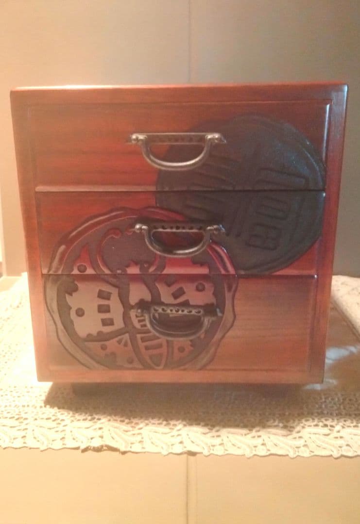 岡山　烏城彫　小物入三段（小）古瓦　美品