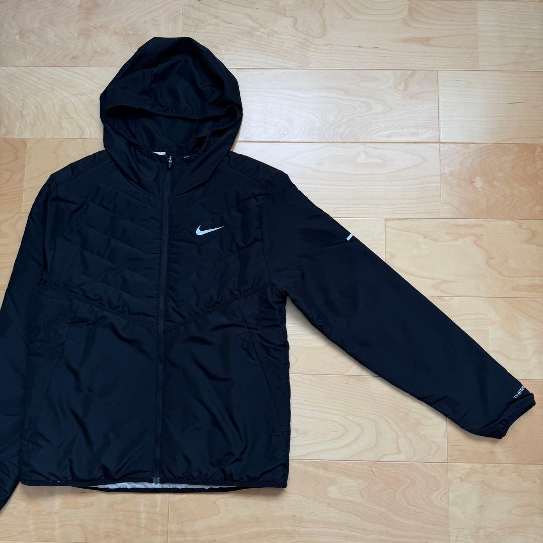 NIKE ランニングジャケット　エアロレイヤージャケット　黒　ブラック　M 新品