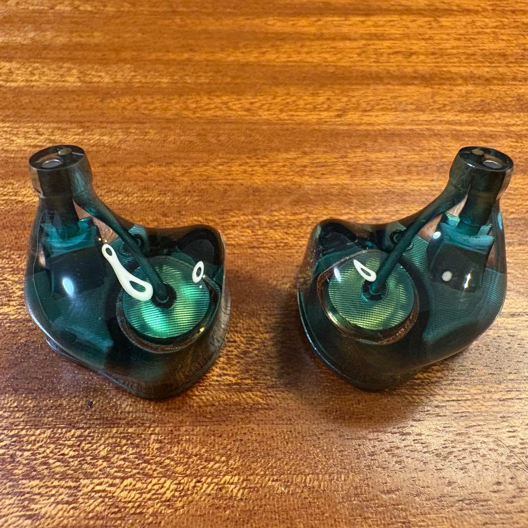 SoftEars Volume リケーブル可能イヤホン