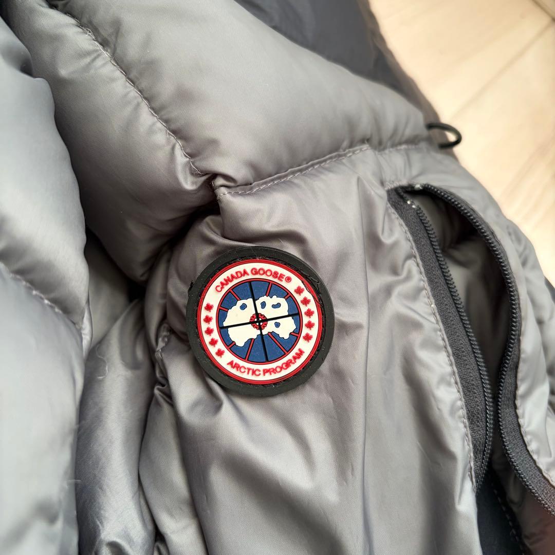 【極美品✨希少】カナダグース　マウンテニアジャケット　ダウン　黒　M相当　ダウン