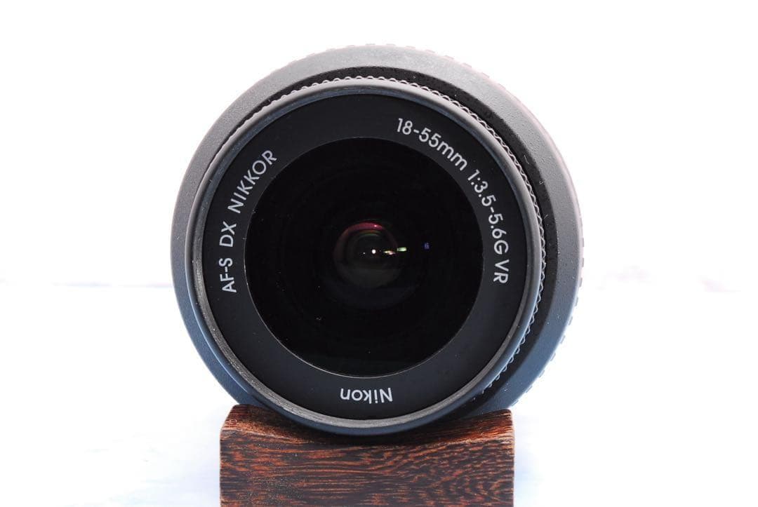 Nikon D3100★初心者向け★手ぶれ補正レンズ付★一眼レフカメラ