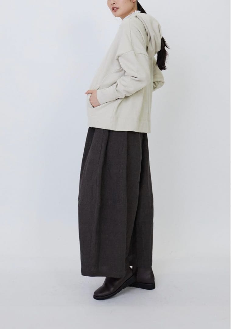 未使用定価3.3万円ロワズィールLOISIRバンブーリネンボトルシルエットパンツ