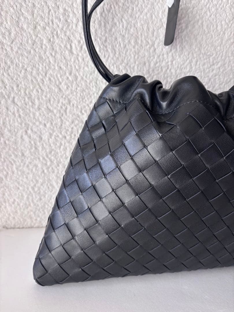 新品　ダストバッグ　レザー編み込み　2wayショルダーバッグ ブラック