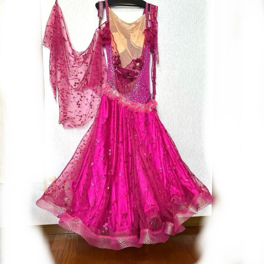 【華やか】フューシャピンク 豪華ストーン　クリスアン　社交ダンス　最終お値下げ