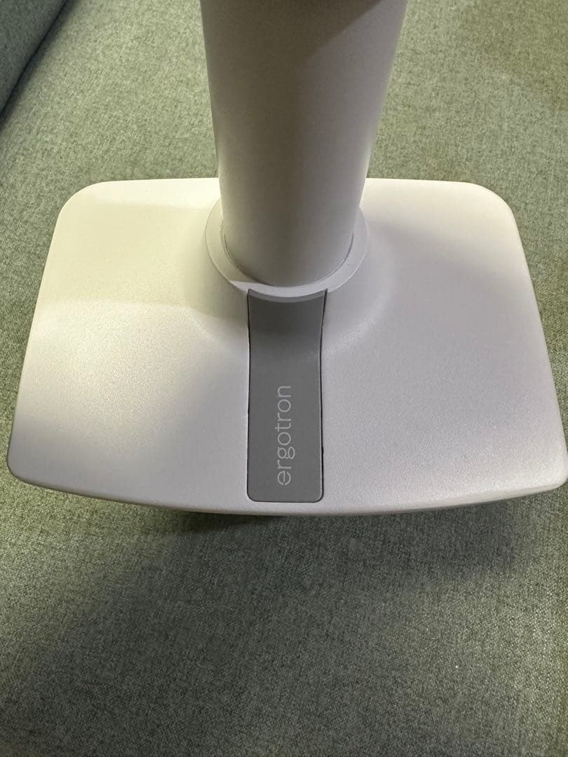 モニターアーム　ergotron ホワイト