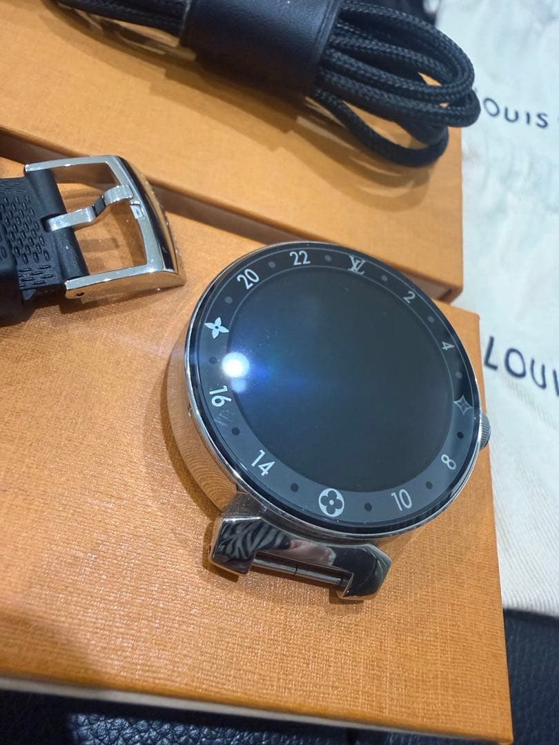 LOUIS VUITTONタンブールホライゾンv2