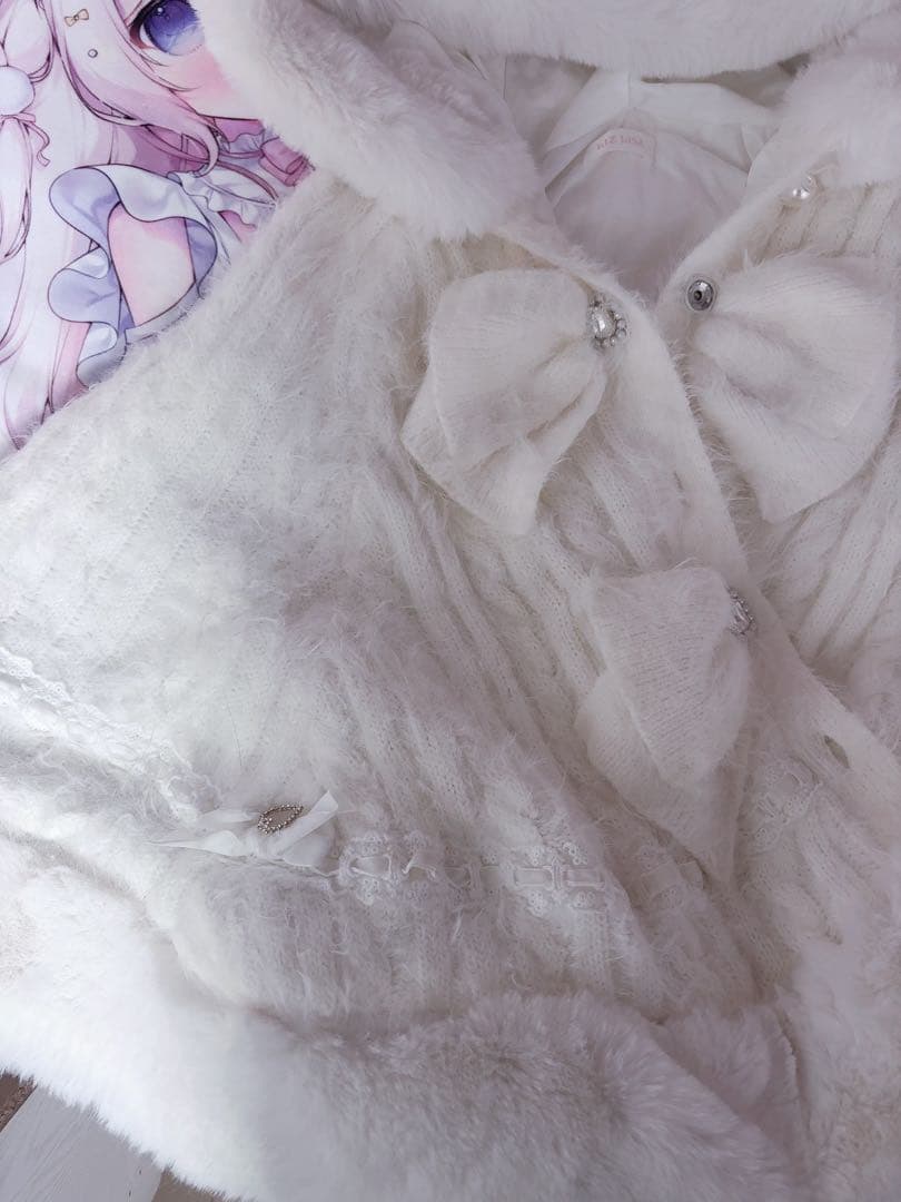 LIZLISA ダブルリボンニットファーポンチョ ホワイト