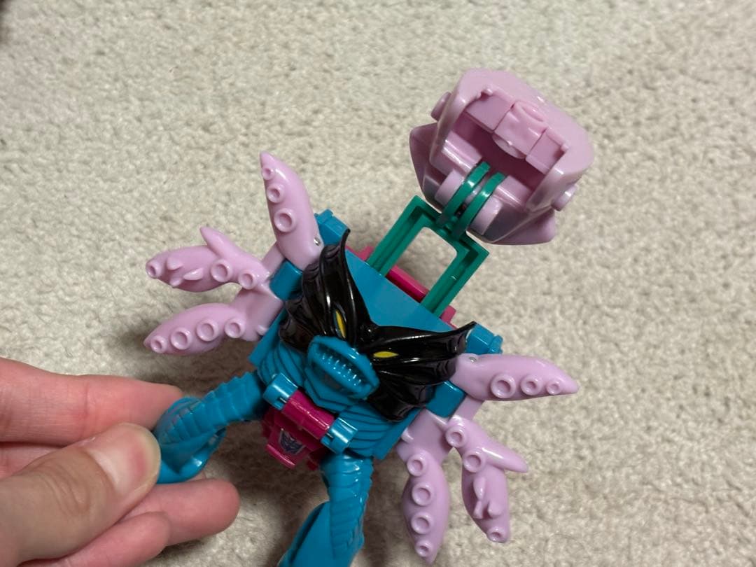 最終値下げ　トランスフォーマー　ピラナコン　復刻版