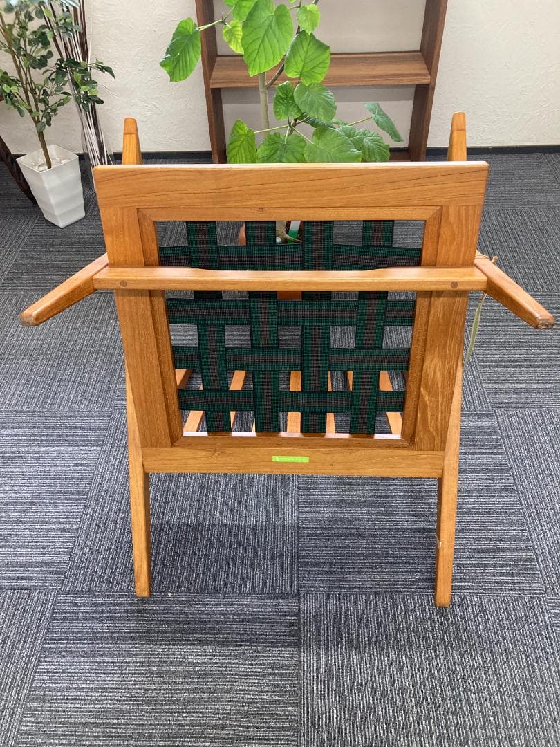 CHLOROS Triangle Arm 1-Seater Sofa クロロス