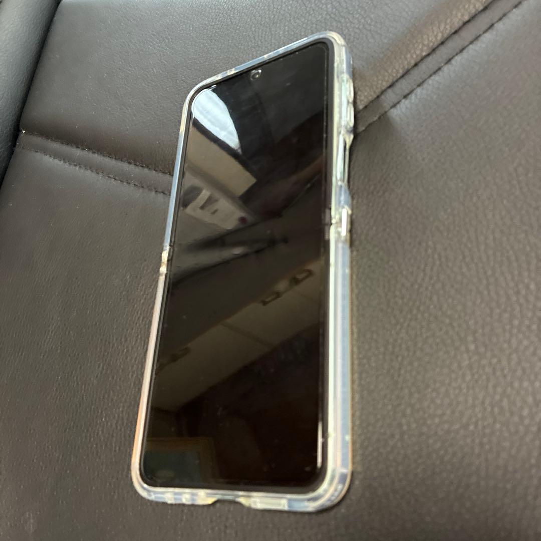 フォイさん専用 Samsung Galaxy Z Flip6 ミント 折りフォン