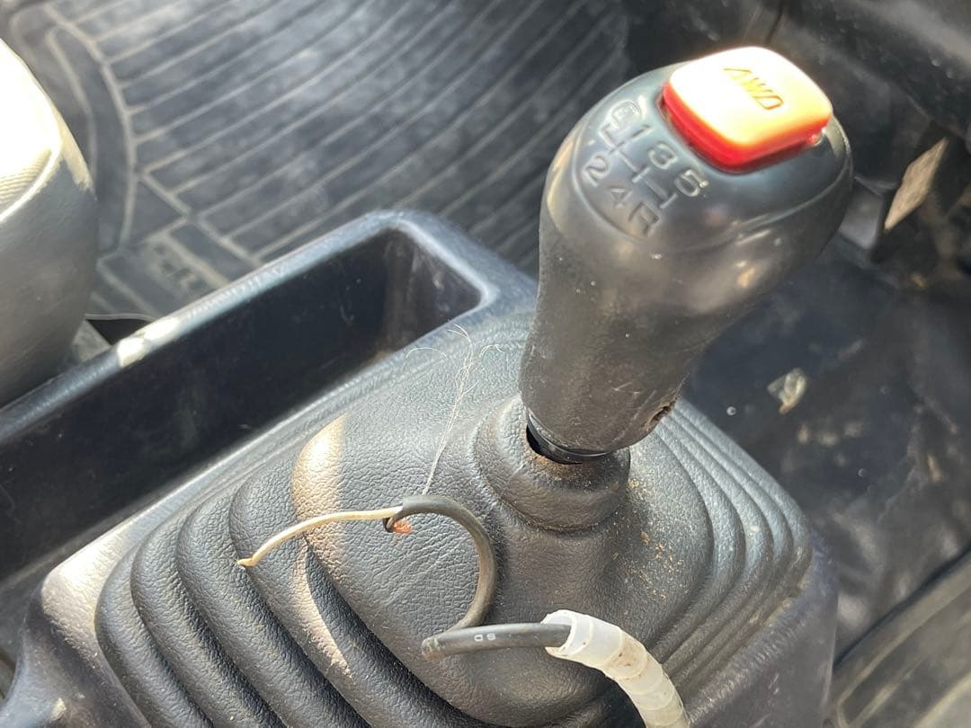 スバル サンバートラック 4WD 5速 エアコン パワステ 修理出来る方