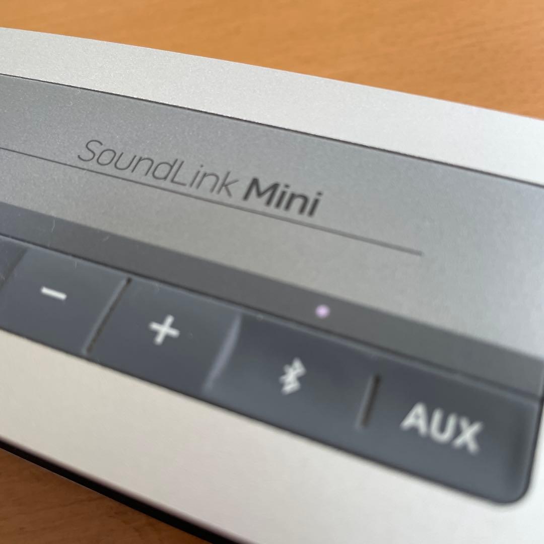美品！BOSE SoundLink Mini 有線にて使用可能 充電時赤点灯無し
