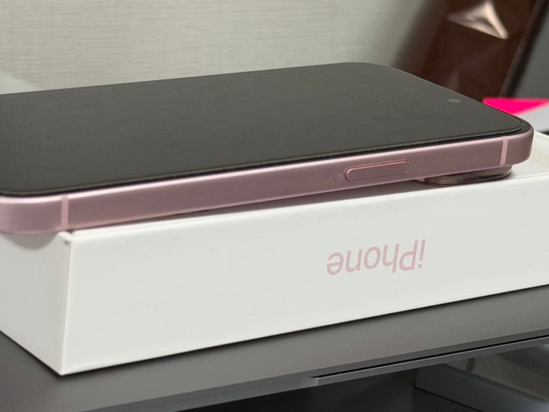 【無音カメラ&技適】Apple iPhone 15 128GB【カナダ版】