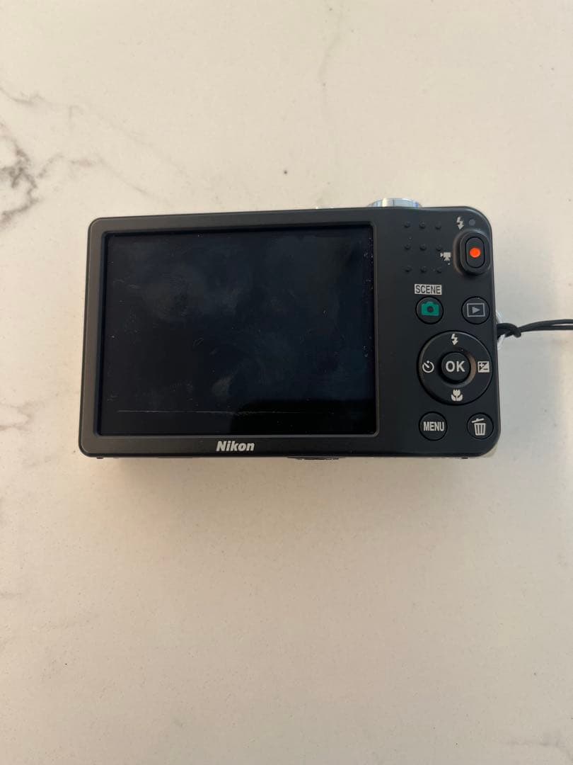 【動作確認済】Nikon COOLPIX L28 シルバー　コンデジ　デジカメ