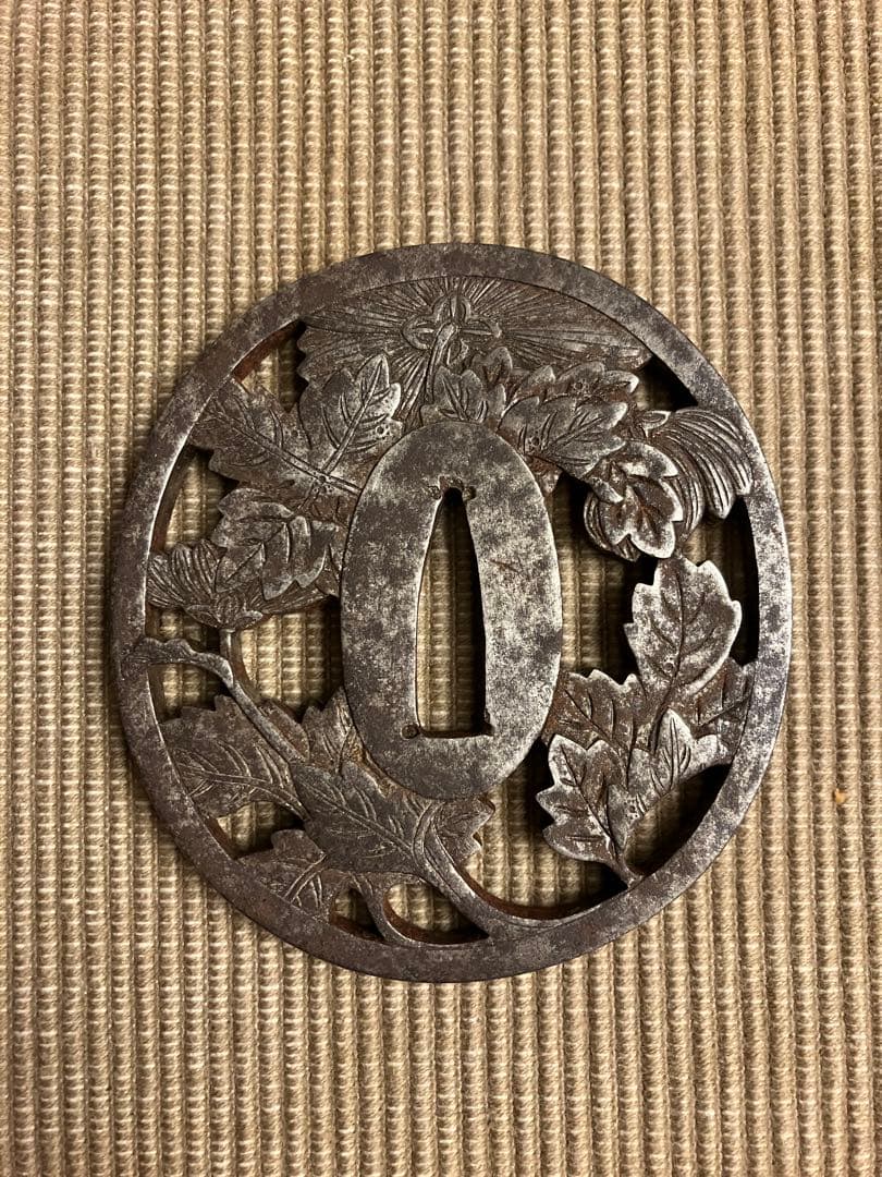 日本刀　刀　鍔　江府住冝壽