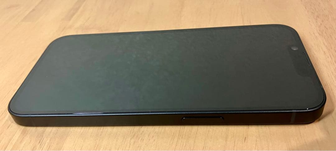 Apple iPhone16e 128GB (香港版・シャッター音無)