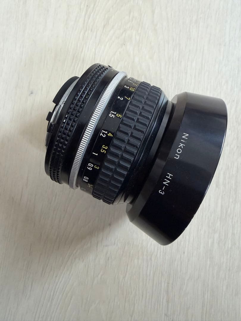 Nikon EM 一眼レフカメラ NIKKOR 50mmレンズ付き