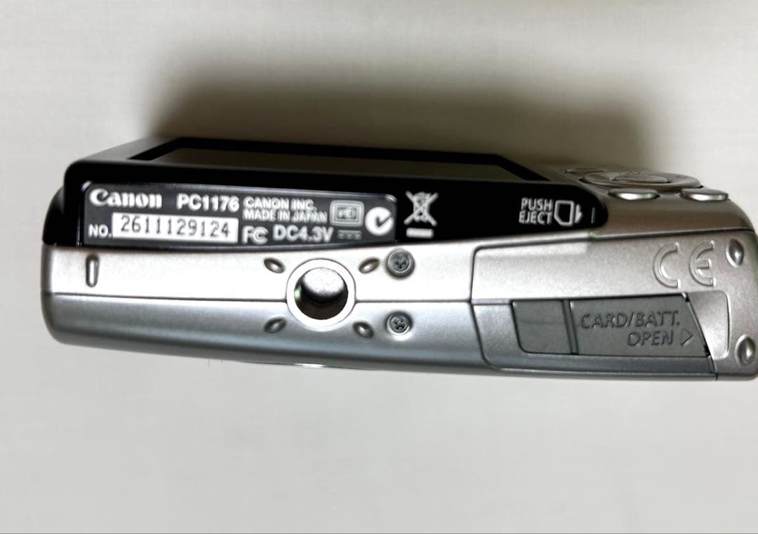 Canon IXY DIGITAL 800IS 新品バッテリーあり　動作確認すみ