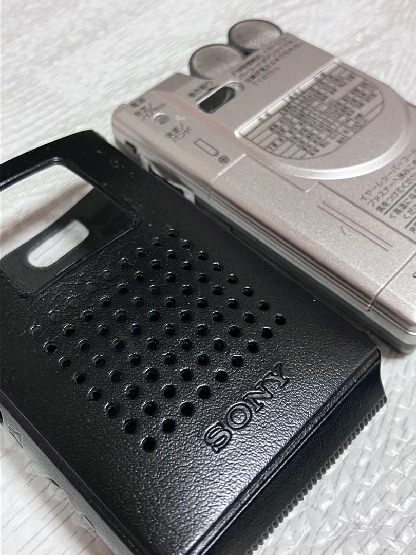 ✨極美品✨SONY のFMステレオ/AMポケッタブルラジオ SRF-R431。
