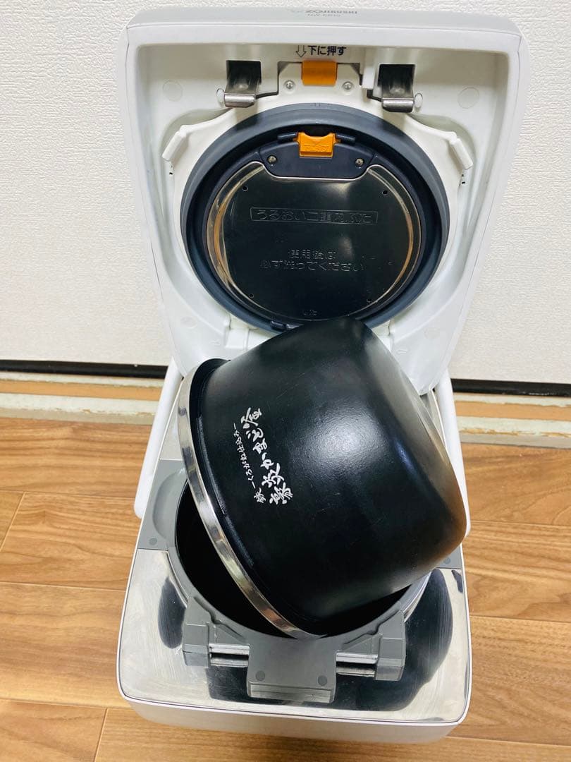 2020年-ZOJIRUSHI NW-KB10 ホワイト 炊飯器