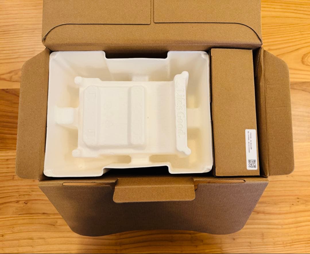 LG CineBeam S 超短焦点 4KコンパクトプロジェクターPU615U