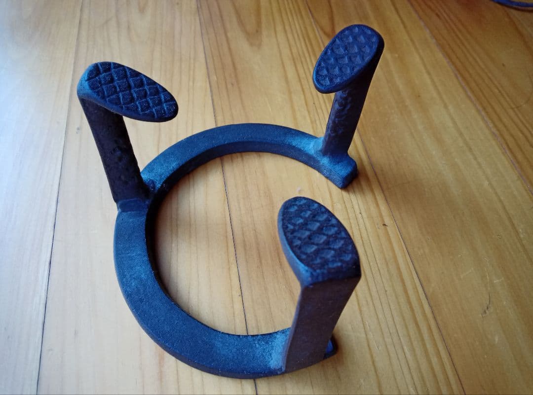 佐藤勝久　麻生吉造　茶釜　風炉　鉄瓶　五徳のみ新品未使用