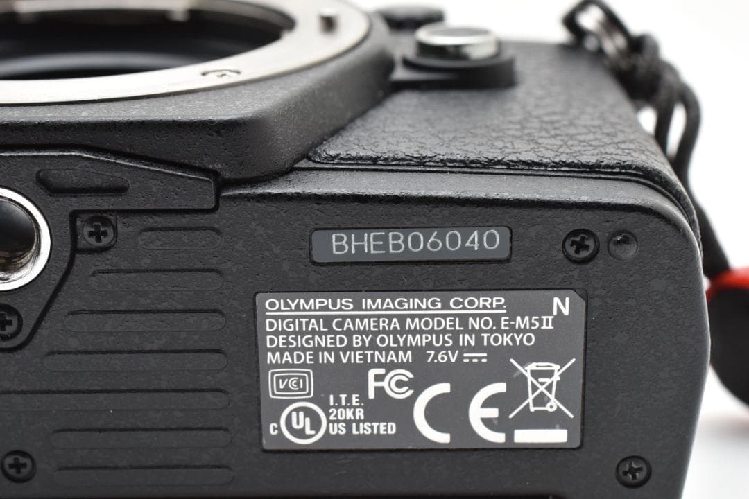 ■ 美品 ■ オリンパス　OLYMPUS E-M5 Mark II ボディ