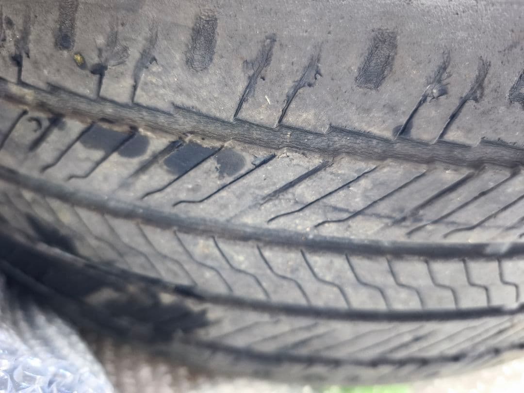 【送料込】タイヤホイールセット4本 225/55R18 98V デリカD5