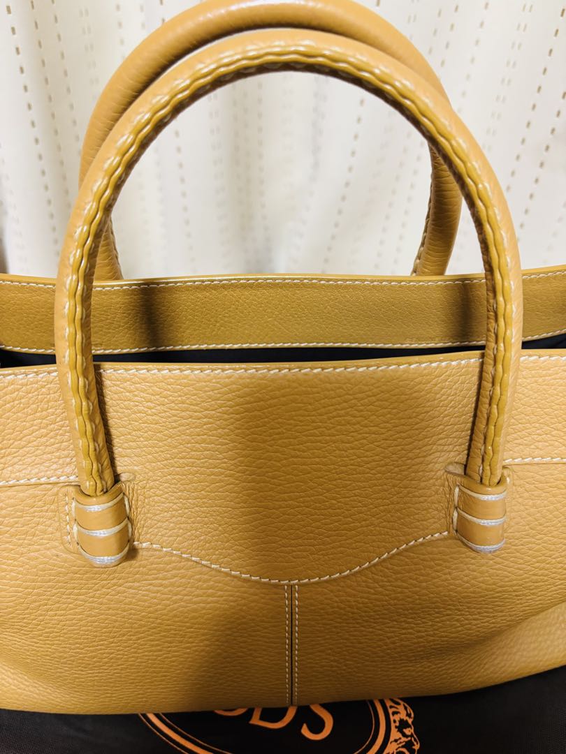 TOD'S　トッズ　レザーハンドバッグ　ベージュ　保存袋　カード　ハンドバッグ