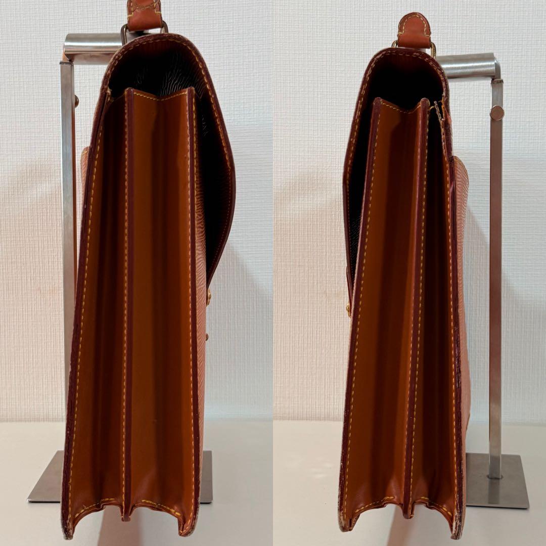 ■美品■LOUIS VUITTONルイヴィトン ビジネスバッグ エピ コンセイエ