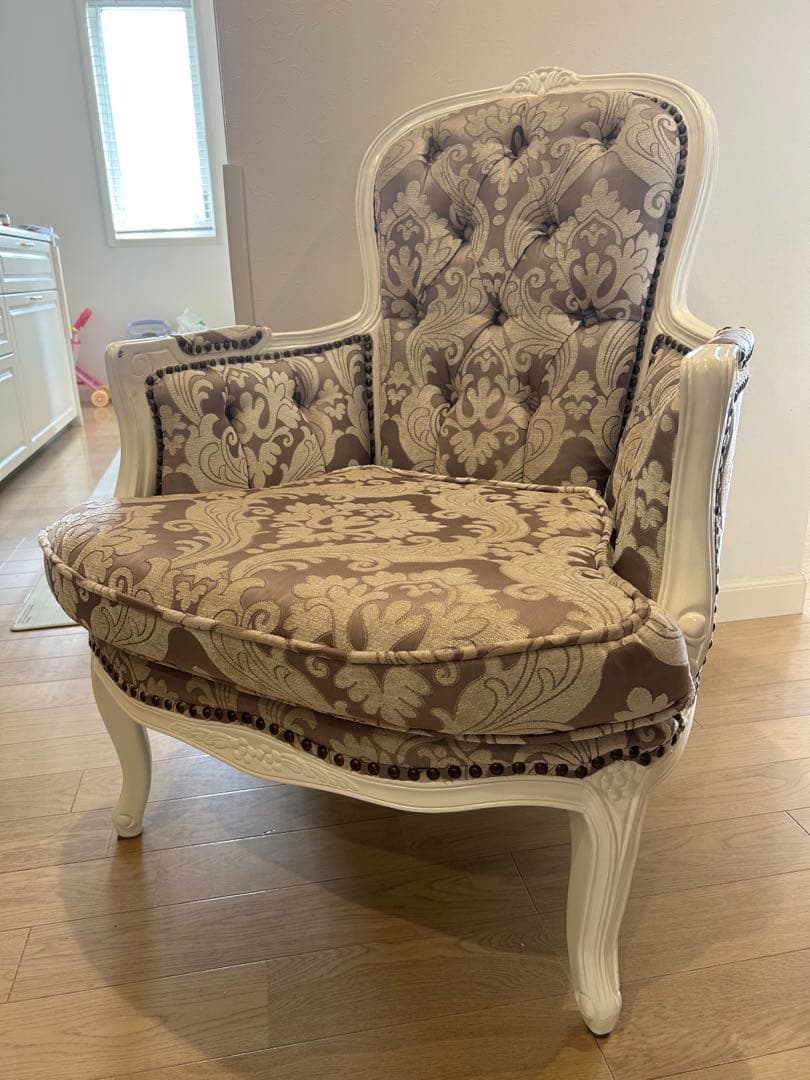 【値下げ】ロココ調　1人用ソファー　アンティーク　ピンクダマスク　椅子　北欧風