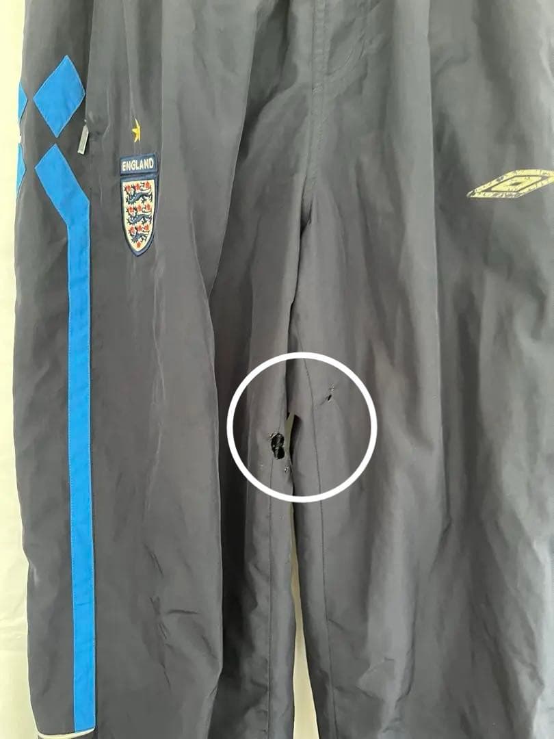 希少　アンブロ　イングランド代表　ナイロンジャージXL セットアップ上下セット