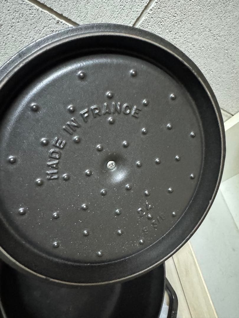 ストウブ ピコ・ココット ラウンド 24cm STAUB 鋳物 ホーロー鍋
