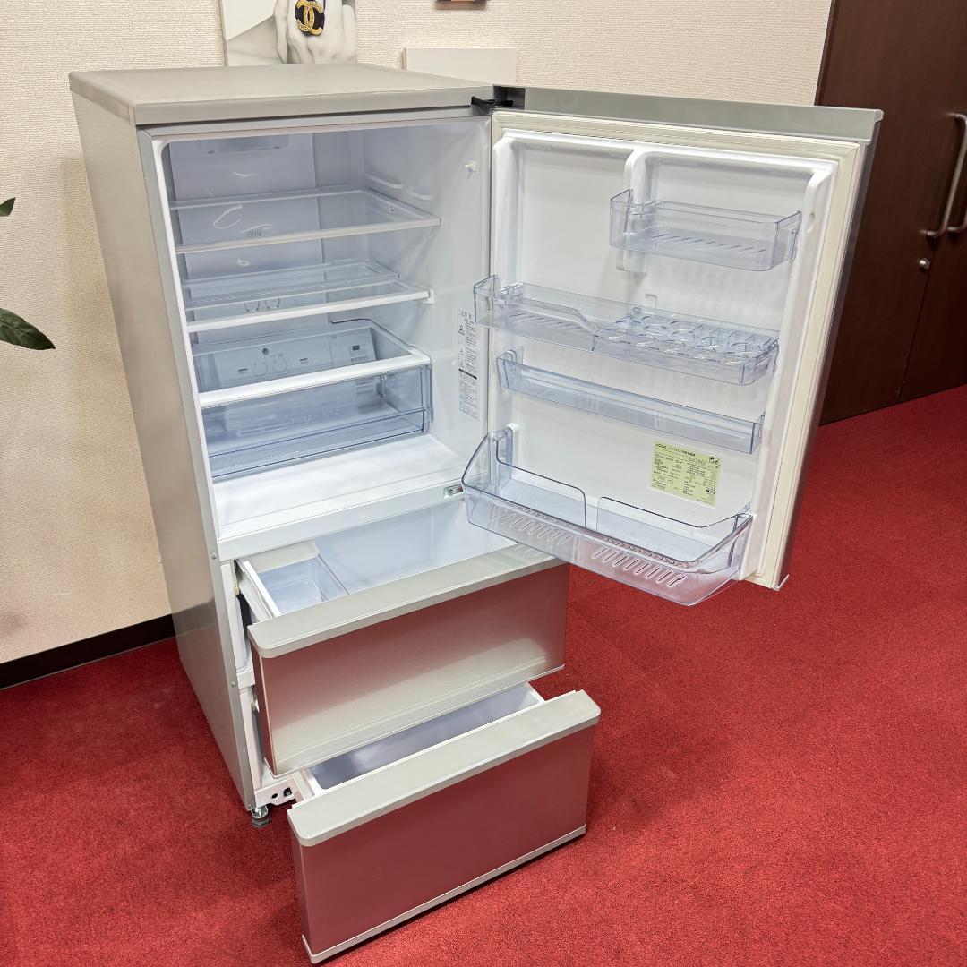 東京23区送料無料　超美品アクア2022年製3ドア冷蔵庫272L　洗浄/除菌済み