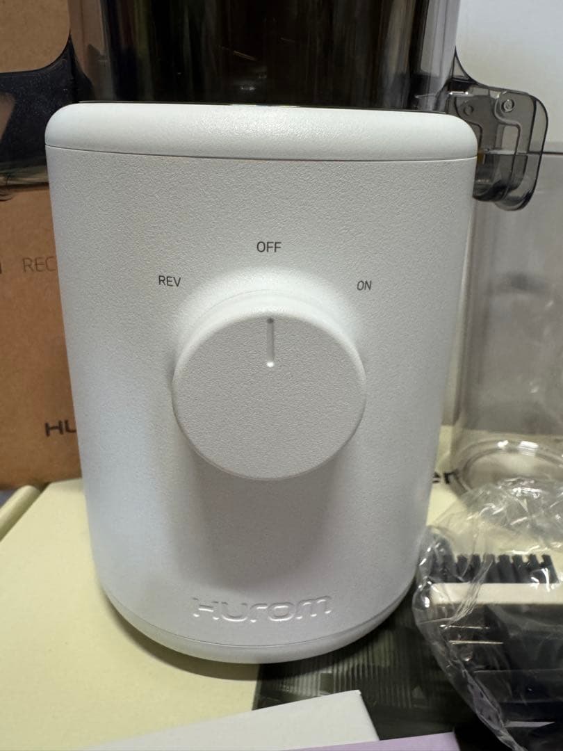 Hurom ジューサー ホワイト スロージューサー H310A ホワイト 美品