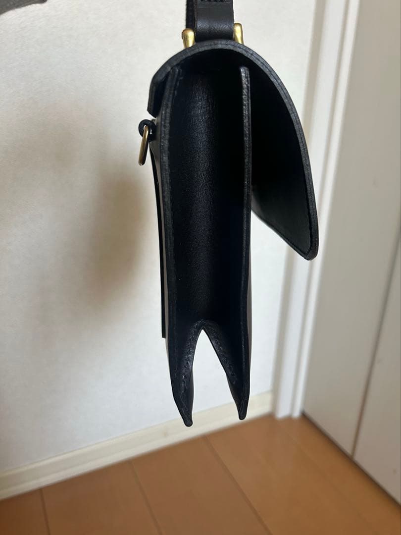 mimi berry ミミベリー　HEBE