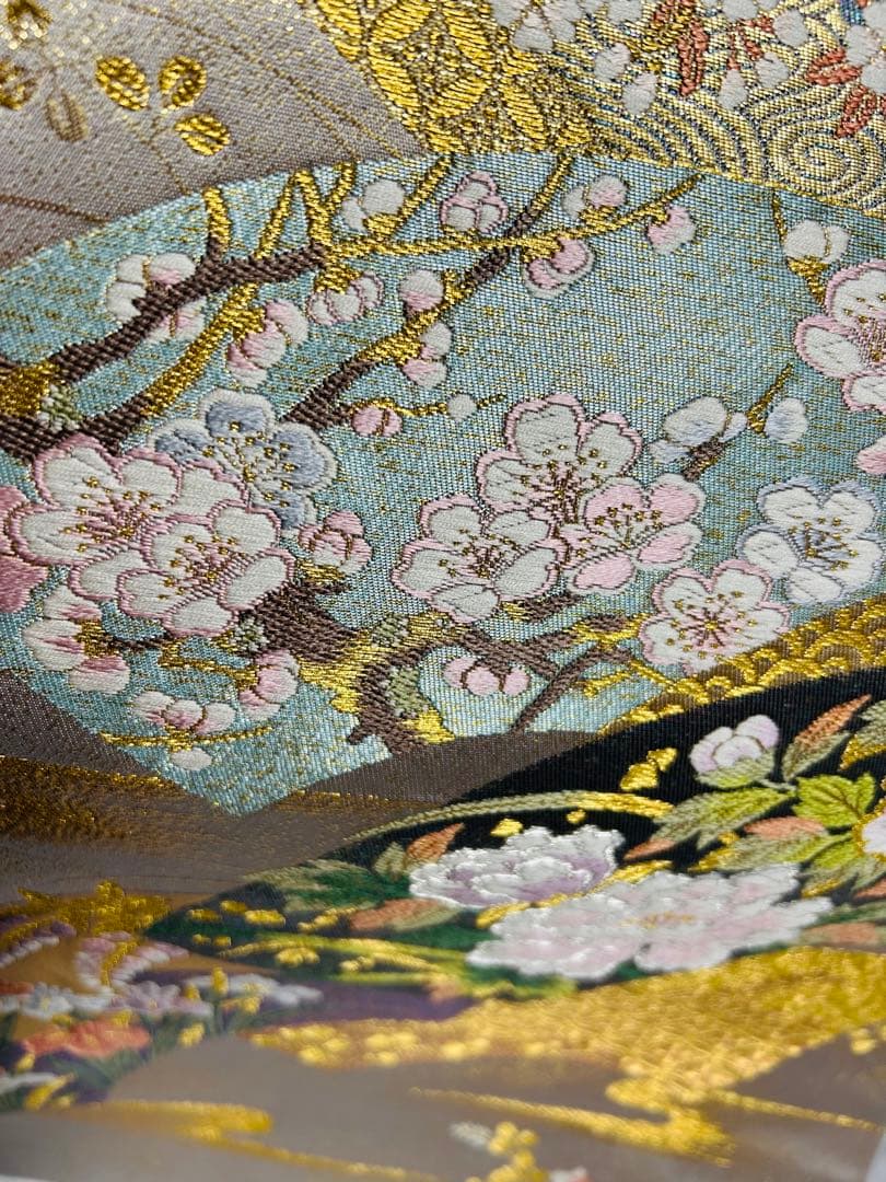 作家物　縁起の良い郡鶴に美しい四季の花々が美しく品格溢れる黒留袖完全フルセット