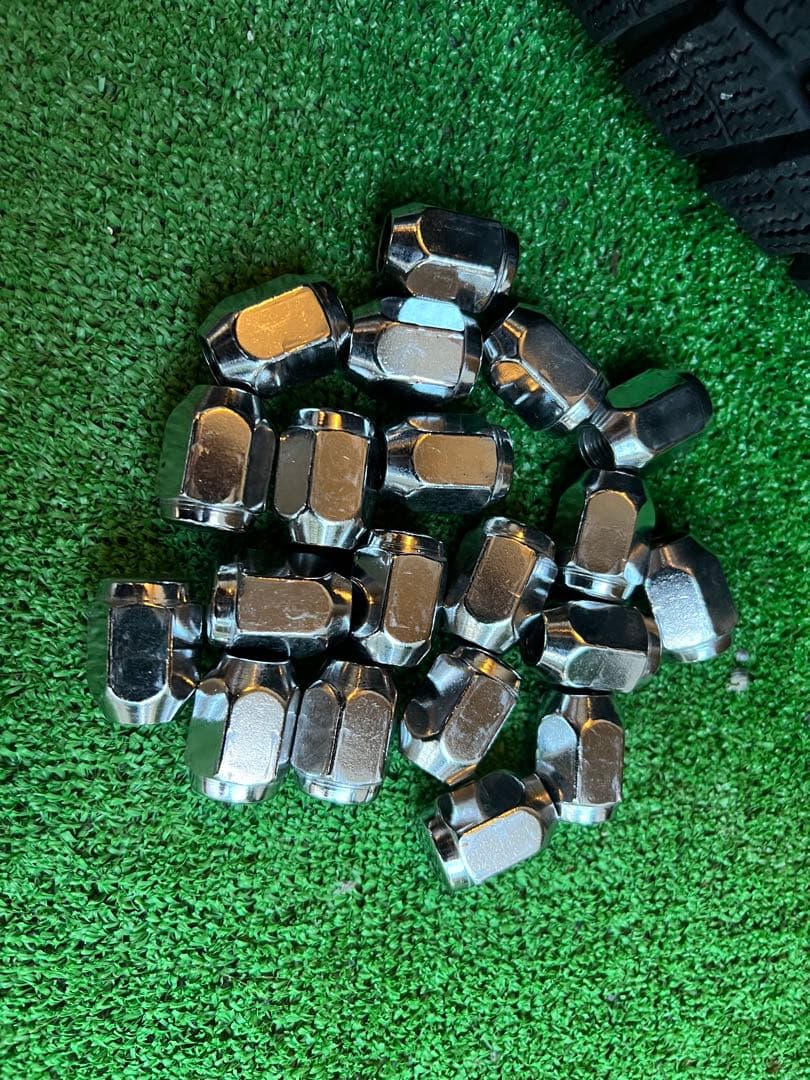 18インチVELVA BLACK DUNLOP WINTER MAX WM02